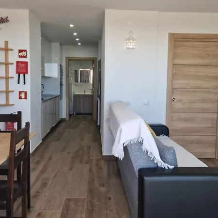 Apartment Tower Sea View With Garage And Balcony